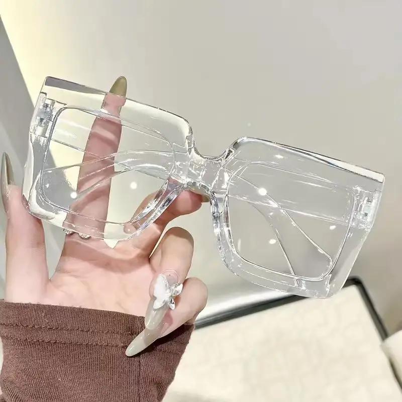 1Pc Women s Retro Fashion Geometric Glasses with Transparent Lenses, Suitable for Casual Daily Life, Reading, Decoration and Gif
1Pc Women s Retro Fashion Geometric Glasses with Transparent Lenses, Suitable for Casual Daily Life, Reading, Decoration and Gif