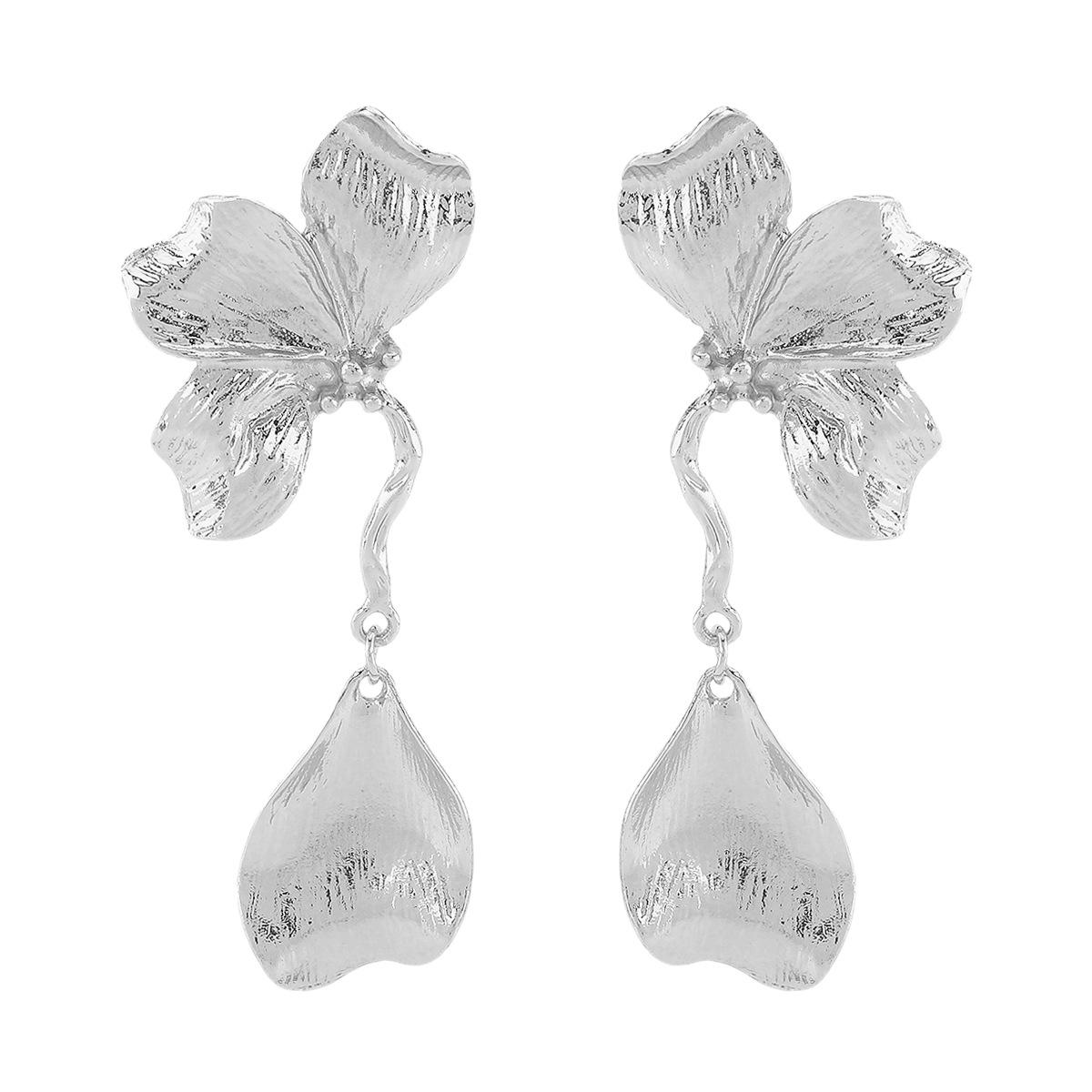 Модні сережки-краплі для жіночих прикрас срібний
Модні сережки-краплі для жіночих прикрас срібний