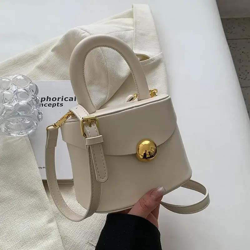 Сумка-коробка во французском стиле, женственная, весна/лето, новая мода, универсальная, для девочек, симпатичная текстура, сумка из плутония на одно плечо через плечо
Сумка-коробка во французском стиле, женственная, весна/лето, новая мода, универсальная, для девочек, симпатичная текстура, сумка из плутония на одно плечо через плечо