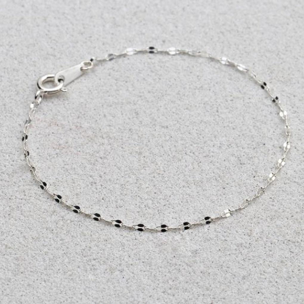 Women s Daily Accessory Sari Uni Chain Bracelet
Women s Daily Accessory Sari Uni Chain Bracelet