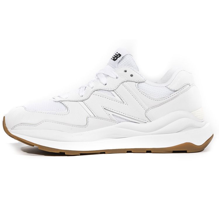 Кросівки унісекс New Balance 57/40 White Gum M5740LT 44.5
Кросівки унісекс New Balance 57/40 White Gum M5740LT 44.5