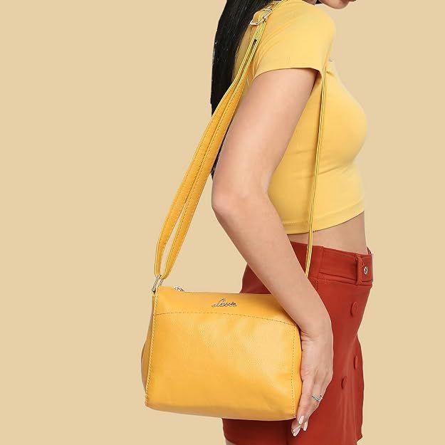 Женская сумка-слинг на жестком ремне Cetan | Женская сумочка-кошелек | Ремень через плечо 22 x 19 cm
Женская сумка-слинг на жестком ремне Cetan | Женская сумочка-кошелек | Ремень через плечо 22 x 19 cm