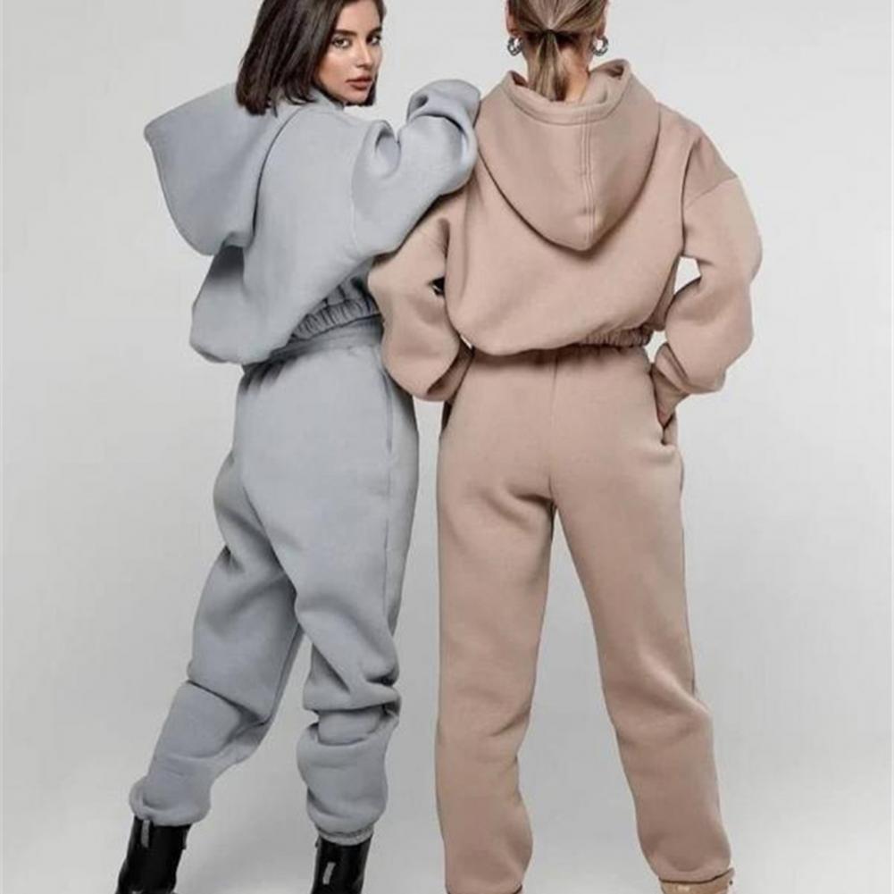 2 Pcs/Set Winter Tracksuit Solid Color Loose Pullover Hooded Thick Keep Warm Elastic Waist Ankle-banded Top Sweatpants Set Women L хаки
2 Pcs/Set Winter Tracksuit Solid Color Loose Pullover Hooded Thick Keep Warm Elastic Waist Ankle-banded Top Sweatpants Set Women L хаки