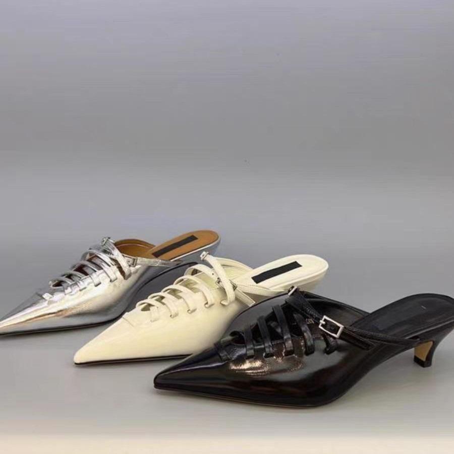 Straps pointed thin heels cool slippers high heels leopard print thin heels women s sandals light mouth single shoes half drag 35
Straps pointed thin heels cool slippers high heels leopard print thin heels women s sandals light mouth single shoes half drag 35