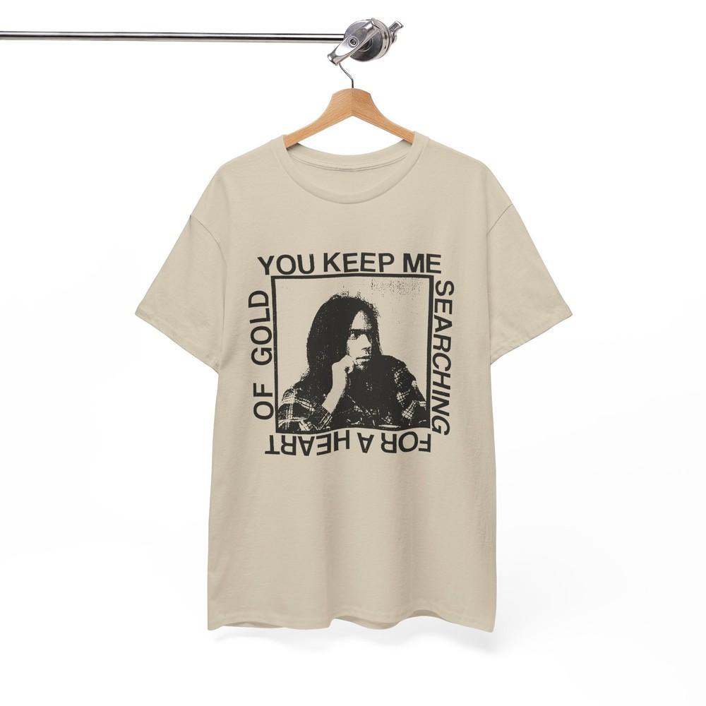 Neil Young Shirt Heart Of Gold Classic Rock Icon Tee Folk Music Fan Unisex Tee Unisex T-Shirt M
Neil Young Shirt Heart Of Gold Classic Rock Icon Tee Folk Music Fan Unisex Tee Unisex T-Shirt M