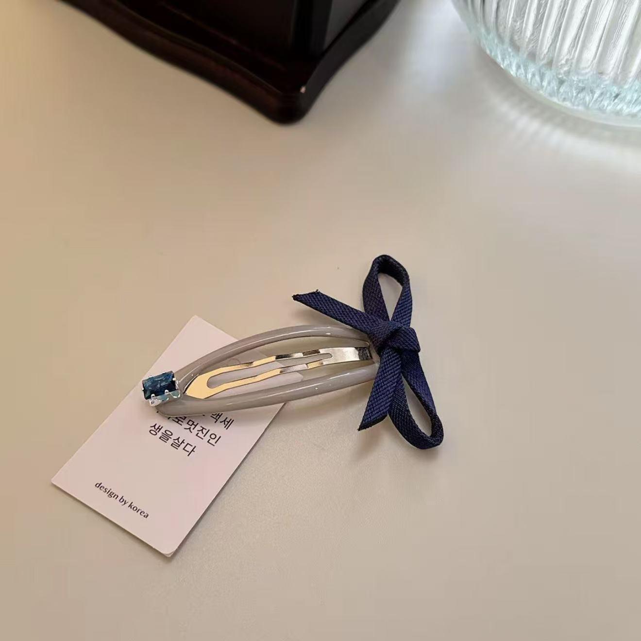 Korean Style Blue Bow Rhinestone Hair Clip for Women - Cute BB Clip for Bangs
Korean Style Blue Bow Rhinestone Hair Clip for Women - Cute BB Clip for Bangs