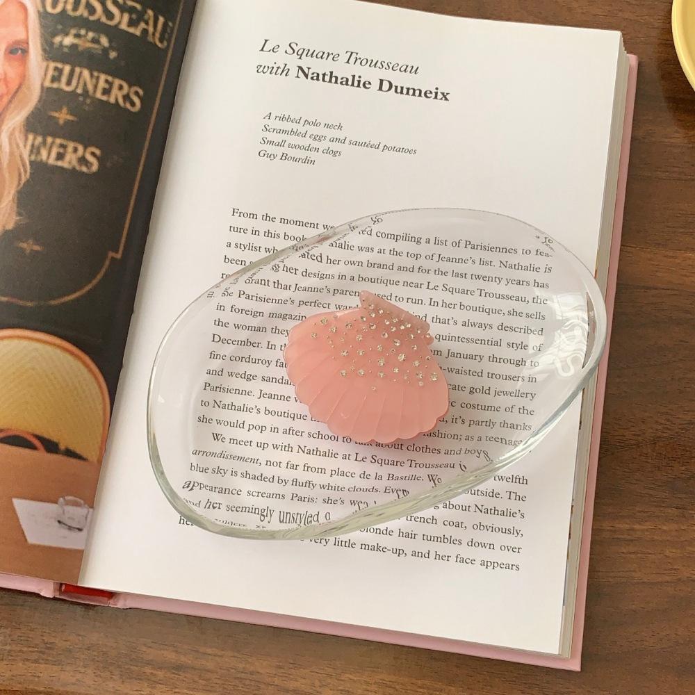 Jelly color acetic acid shell hairpin high-end temperament light luxury niche semi-tie hair grab clip versatile hair accessories
Jelly color acetic acid shell hairpin high-end temperament light luxury niche semi-tie hair grab clip versatile hair accessories