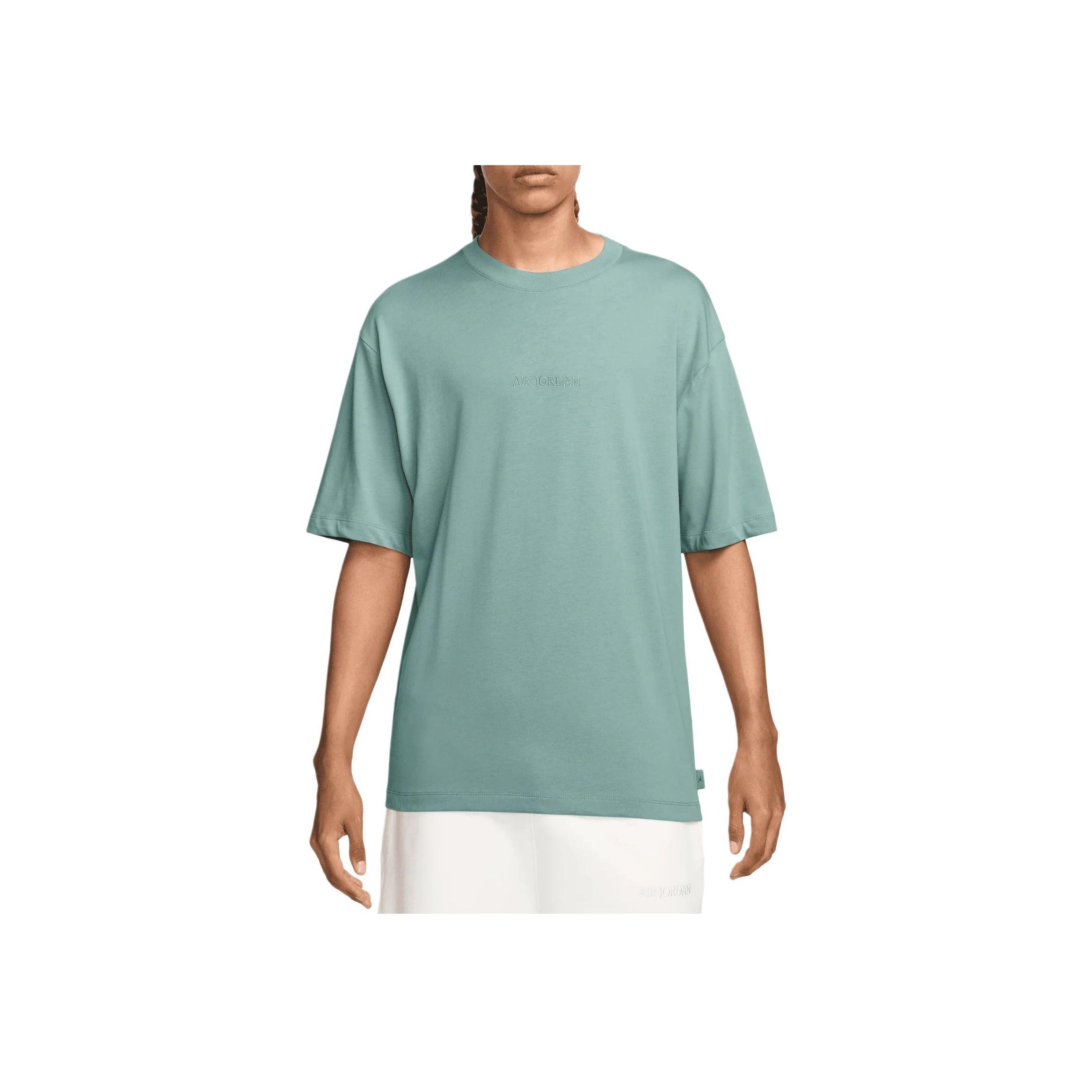 Nike Однотонная футболка с круглым вырезом свободного кроя, унисекс, топы, зеленый HF3447-309 XXL
Nike Однотонная футболка с круглым вырезом свободного кроя, унисекс, топы, зеленый HF3447-309 XXL