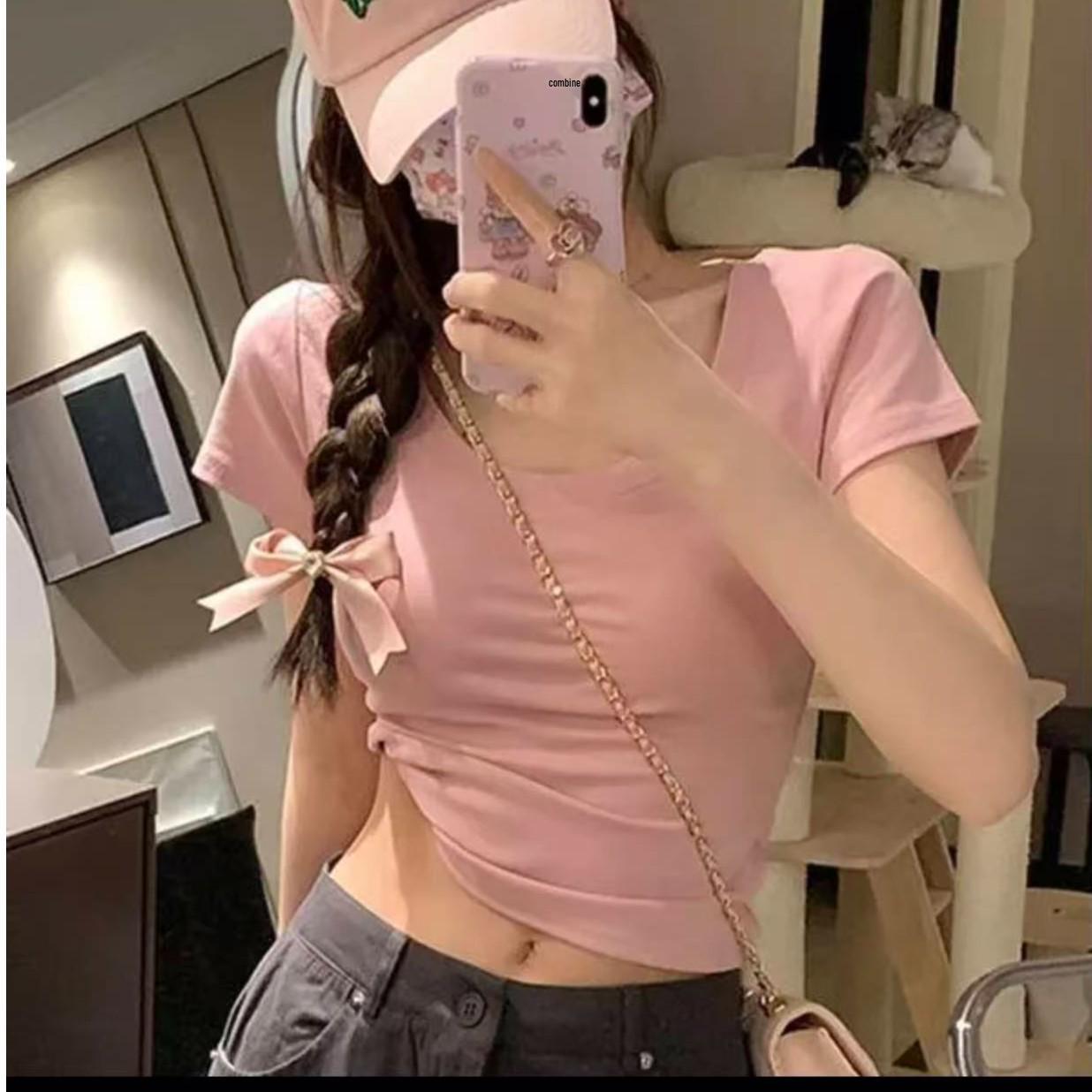 Women s Pure Cotton Slim-Fit U-Neck Short-Sleeve Tee – Summer Sweet & Spicy Dopamine Outfit, Cropped Top Highlighting Collarbones Large розовый
Women s Pure Cotton Slim-Fit U-Neck Short-Sleeve Tee – Summer Sweet & Spicy Dopamine Outfit, Cropped Top Highlighting Collarbones Large розовый