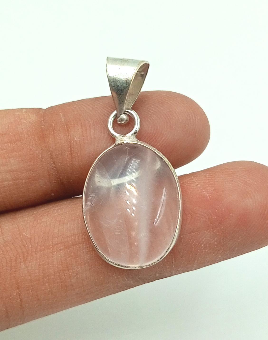 Драгоценный камень Rose Quark Gemstone 925 Sterling Silver Plated Круглая форма Безель Кулон Ювелирные изделия 
Драгоценный камень Rose Quark Gemstone 925 Sterling Silver Plated Круглая форма Безель Кулон Ювелирные изделия