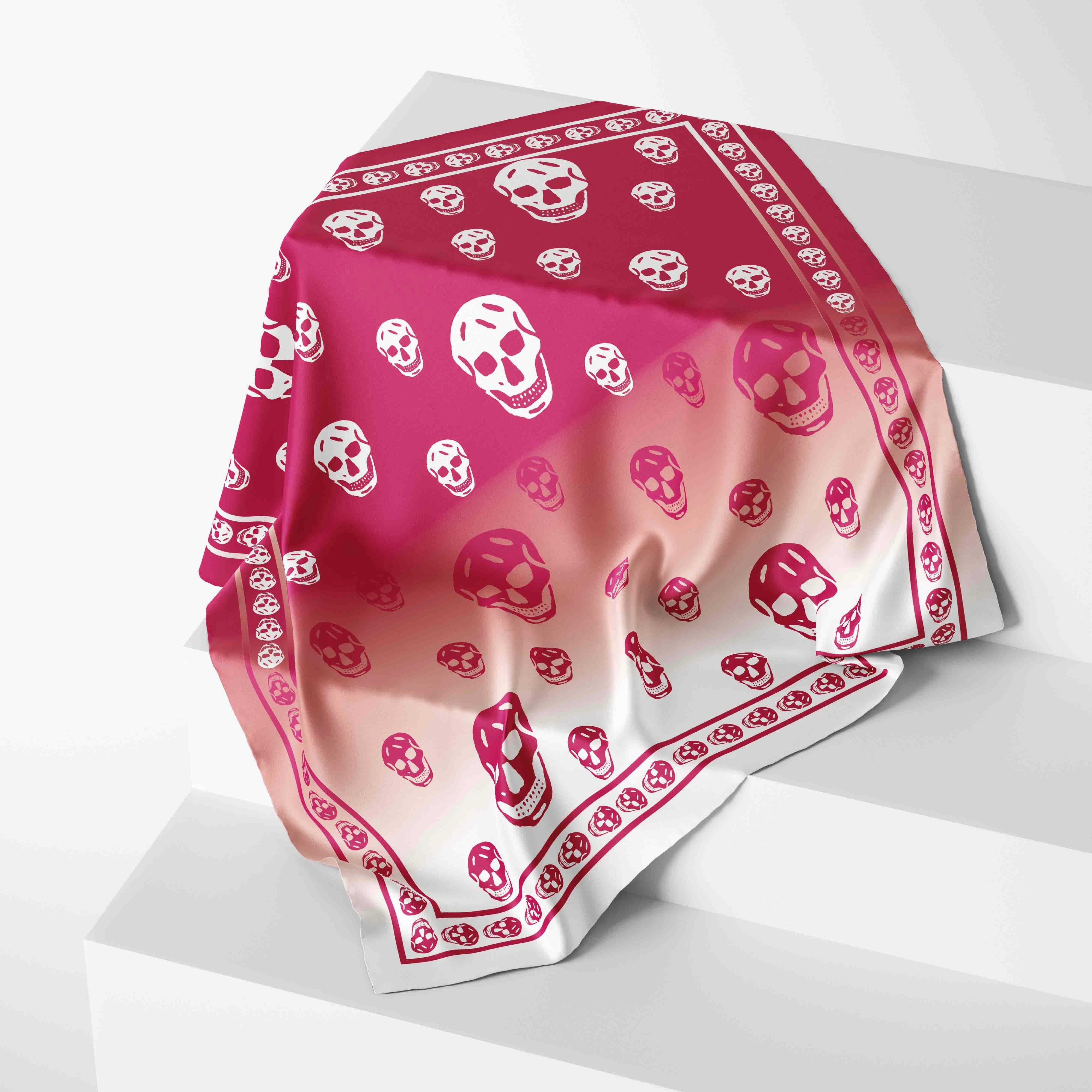 New 70*70cm Silk Satin Hair Scarf Women Handkerchief Printed Female Square Head Bandana Neck Muffler Hijab Lady Girl 70CM 70CM
New 70*70cm Silk Satin Hair Scarf Women Handkerchief Printed Female Square Head Bandana Neck Muffler Hijab Lady Girl 70CM 70CM