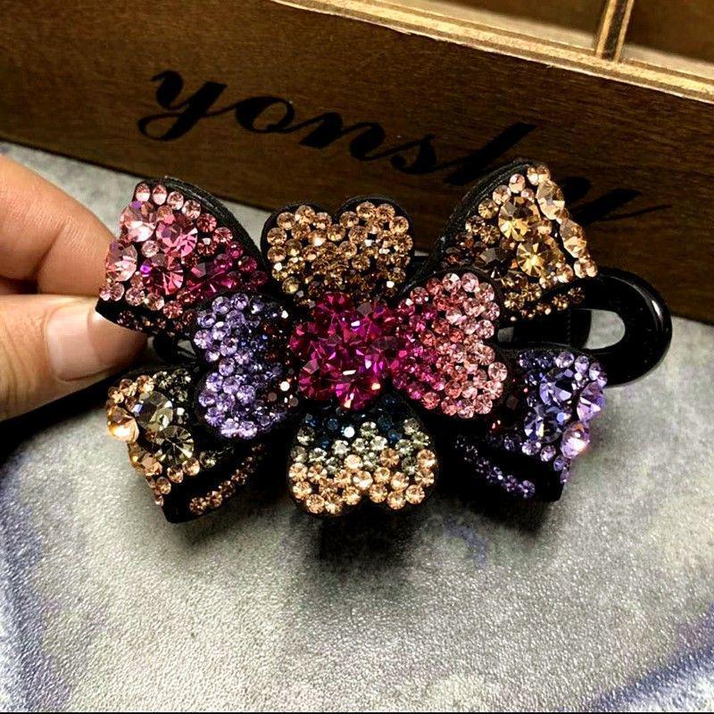 Korean Style Rhinestone Flower Duckbill Hair Clip - Versatile & Elegant
Korean Style Rhinestone Flower Duckbill Hair Clip - Versatile & Elegant