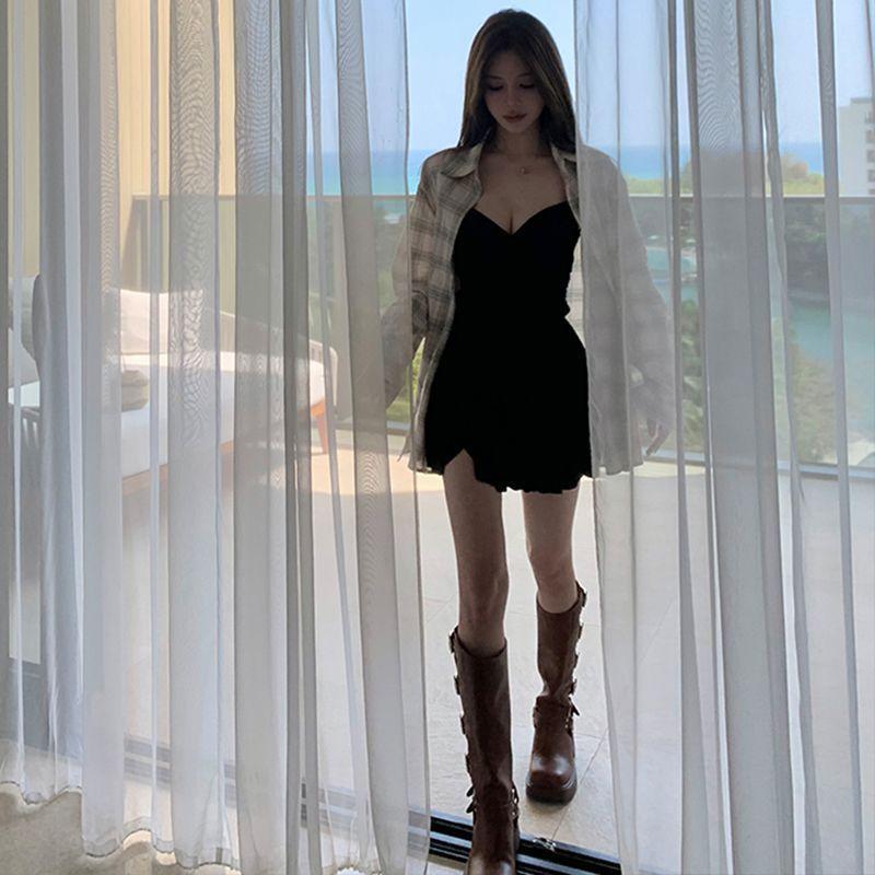 Spice girl halter strap hip short skirt summer beach new pumping pleated pure wind split suspender dress women S чёрный
Spice girl halter strap hip short skirt summer beach new pumping pleated pure wind split suspender dress women S чёрный
