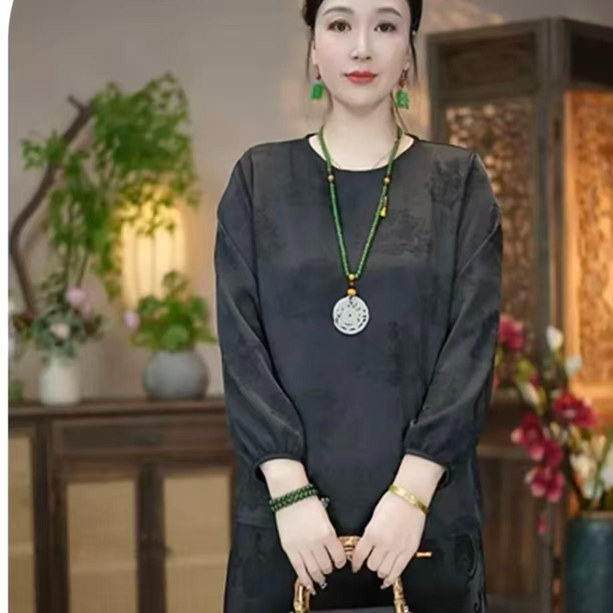 Silk Satin Round Neck Short Sleeve Loose Summer Top XL (90-115 jin) чорний
Silk Satin Round Neck Short Sleeve Loose Summer Top XL (90-115 jin) чорний