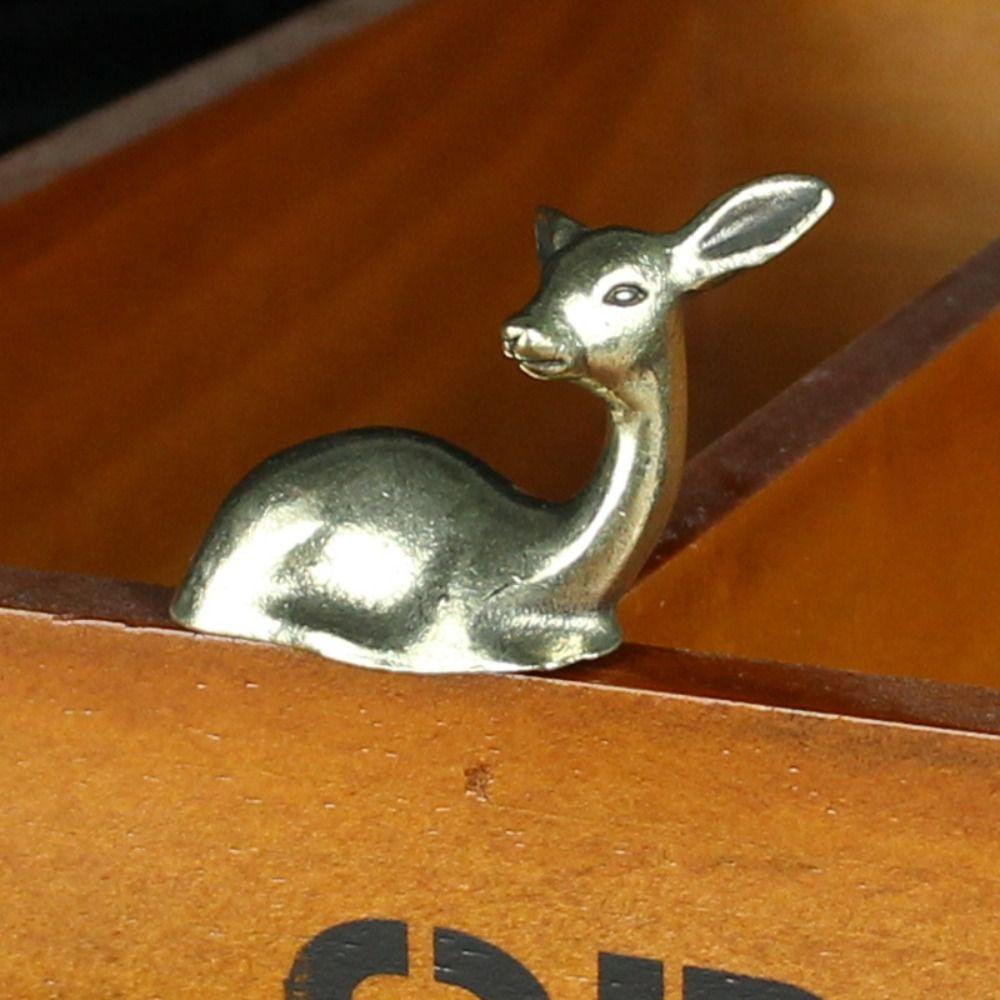 Solid Copper Brass Deer Sculpture Vintage Christmas Deer Ornament Deer Figurines Garden Decoration Deer
Solid Copper Brass Deer Sculpture Vintage Christmas Deer Ornament Deer Figurines Garden Decoration Deer