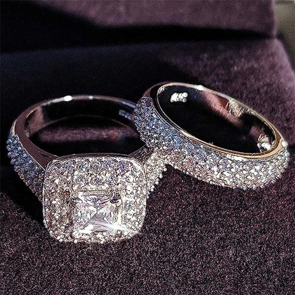 2 шт. Бриллиантовые кольца с бриллиантами Серебро Белые Роскошные ювелирные изделия Мода Циркон Микро-инкрустация Кольцо Пара
2 шт. Бриллиантовые кольца с бриллиантами Серебро Белые Роскошные ювелирные изделия Мода Циркон Микро-инкрустация Кольцо Пара