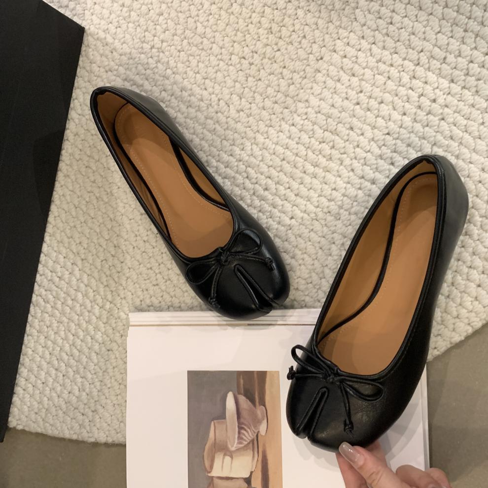 IPPEUM Women Split Toe Shoes Mary Janes Flats Silver Ballet Shoes Women Ballerines Femme Chaussure US 7 (24.5CM) чёрный
IPPEUM Women Split Toe Shoes Mary Janes Flats Silver Ballet Shoes Women Ballerines Femme Chaussure US 7 (24.5CM) чёрный