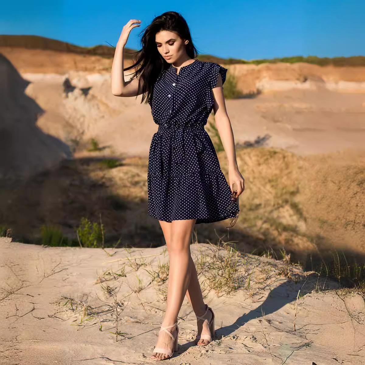 GMXIA Жіноча мода літо весна одноколірні повсякденні сукні з коротким рукавом і круглим вирізом із високою талією XL темно-синього кольору
GMXIA Жіноча мода літо весна одноколірні повсякденні сукні з коротким рукавом і круглим вирізом із високою талією XL темно-синього кольору