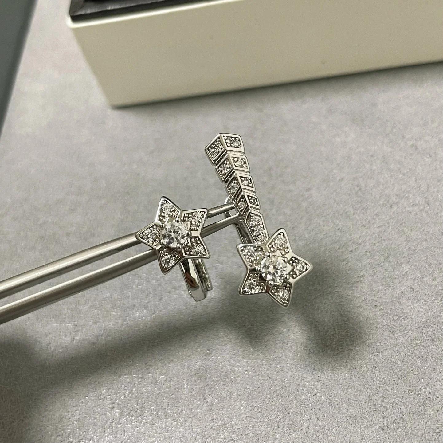 Musla Designer Hot Sale Vintage Earrings for Women Luxury Jewelry Fashion Eardrop Pure 925 Sterling Sliver Party Clip Earrings
Musla Designer Hot Sale Vintage Earrings for Women Luxury Jewelry Fashion Eardrop Pure 925 Sterling Sliver Party Clip Earrings