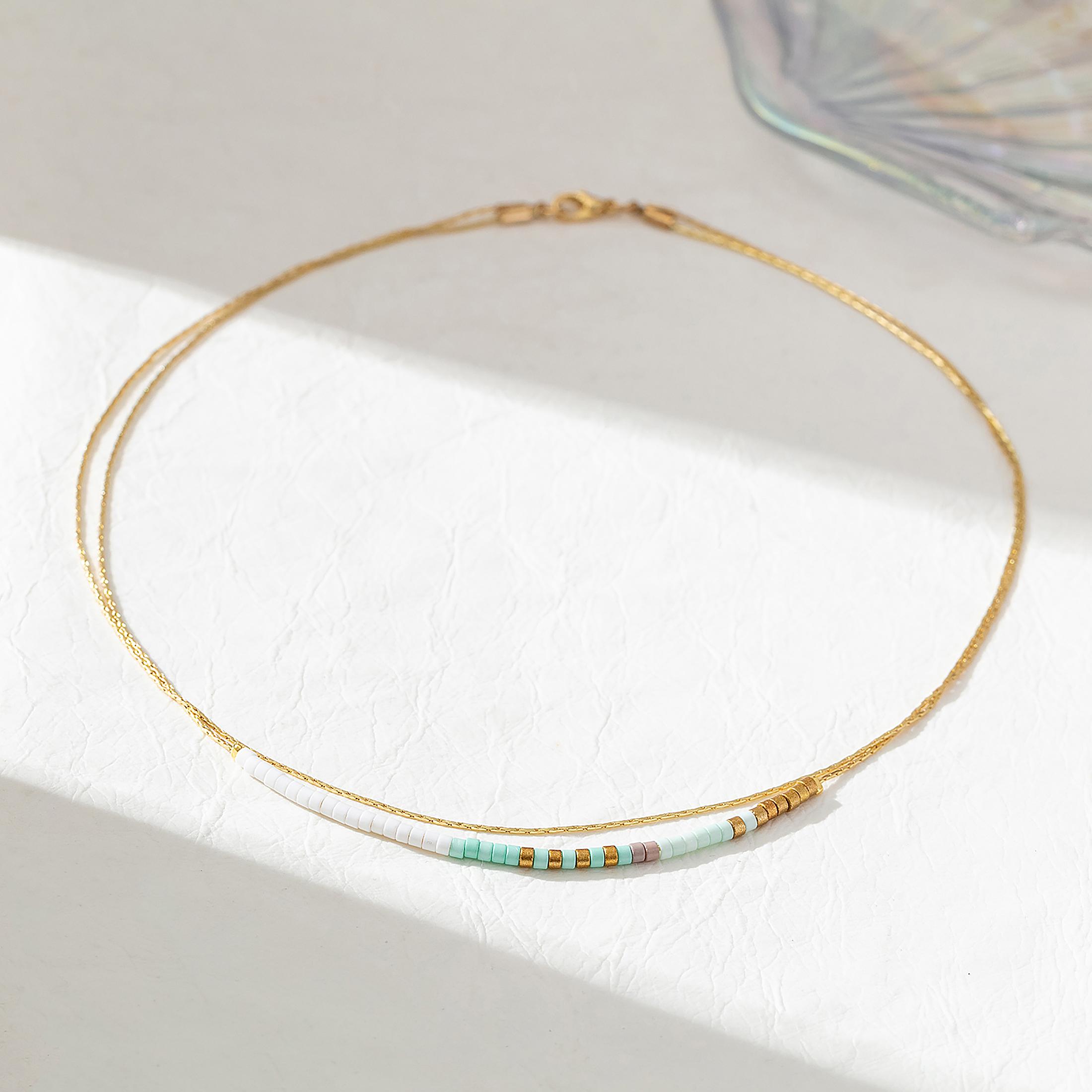Boho Style Glass Beaded Bar Necklace Golden Thin Chain Adjustable Choker for Daily Wear
Boho Style Glass Beaded Bar Necklace Golden Thin Chain Adjustable Choker for Daily Wear