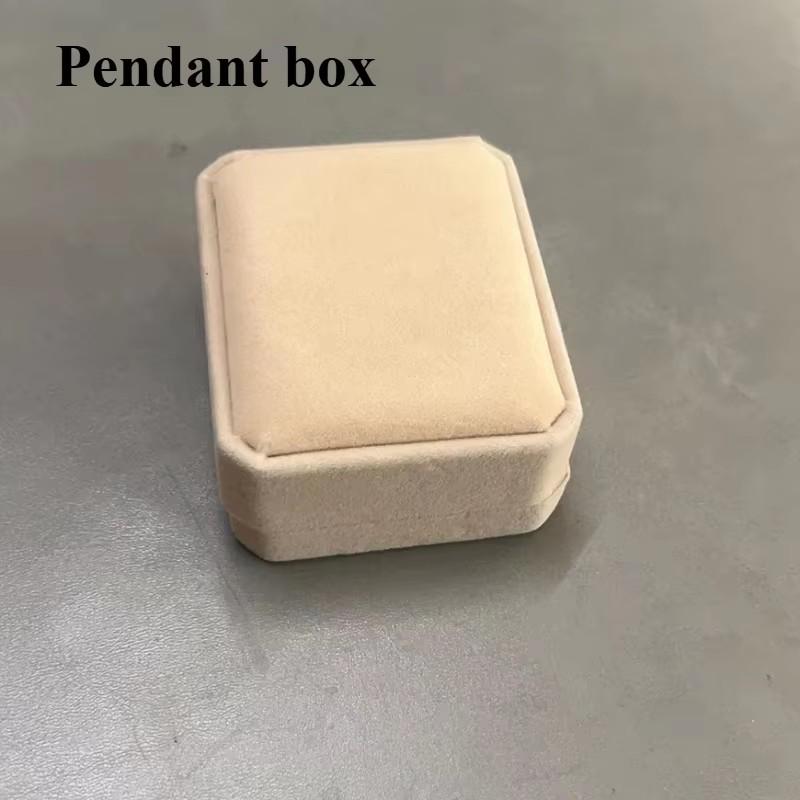 1 шт. многофункциональная шкатулка для украшений бархатная шкатулка шкатулка для украшений из бисера шкатулка для колец шкатулка для ожерелья шкатулка для подвески рождественская хэллоуинская подарочная коробка
1 шт. многофункциональная шкатулка для украшений бархатная шкатулка шкатулка для украшений из бисера шкатулка для колец шкатулка для ожерелья шкатулка для подвески рождественская хэллоуинская подарочная коробка