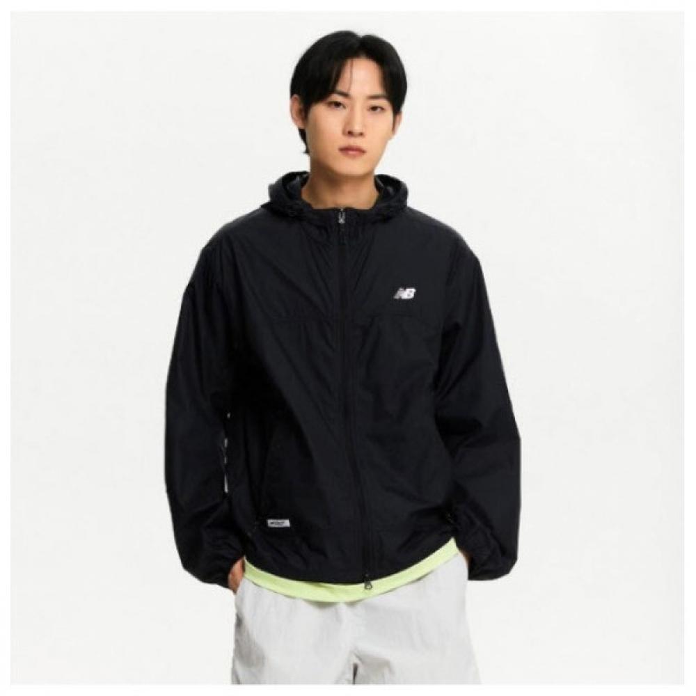 New Balance Windshield Rqk Nbnae21013 19 Uni Essential Small Logo Lightweight Windshield Black series/105
New Balance Windshield Rqk Nbnae21013 19 Uni Essential Small Logo Lightweight Windshield Black series/105