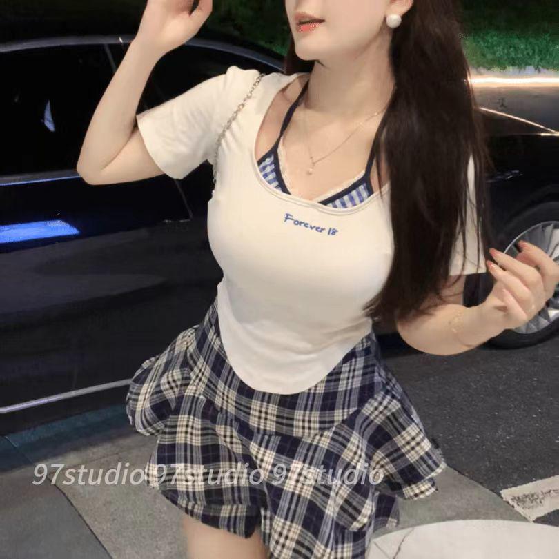 Plus Size College Style Two-Piece Summer Set: Slimming Top & Skirt for Women Blue Plaid Top
Plus Size College Style Two-Piece Summer Set: Slimming Top & Skirt for Women Blue Plaid Top