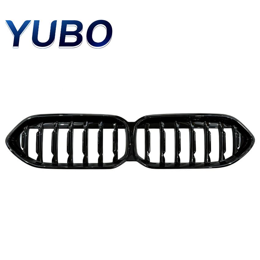 BMW F44 Gloss Black and Chrome Kidney Grille (2020-2024 Models) 51138080493
BMW F44 Gloss Black and Chrome Kidney Grille (2020-2024 Models) 51138080493