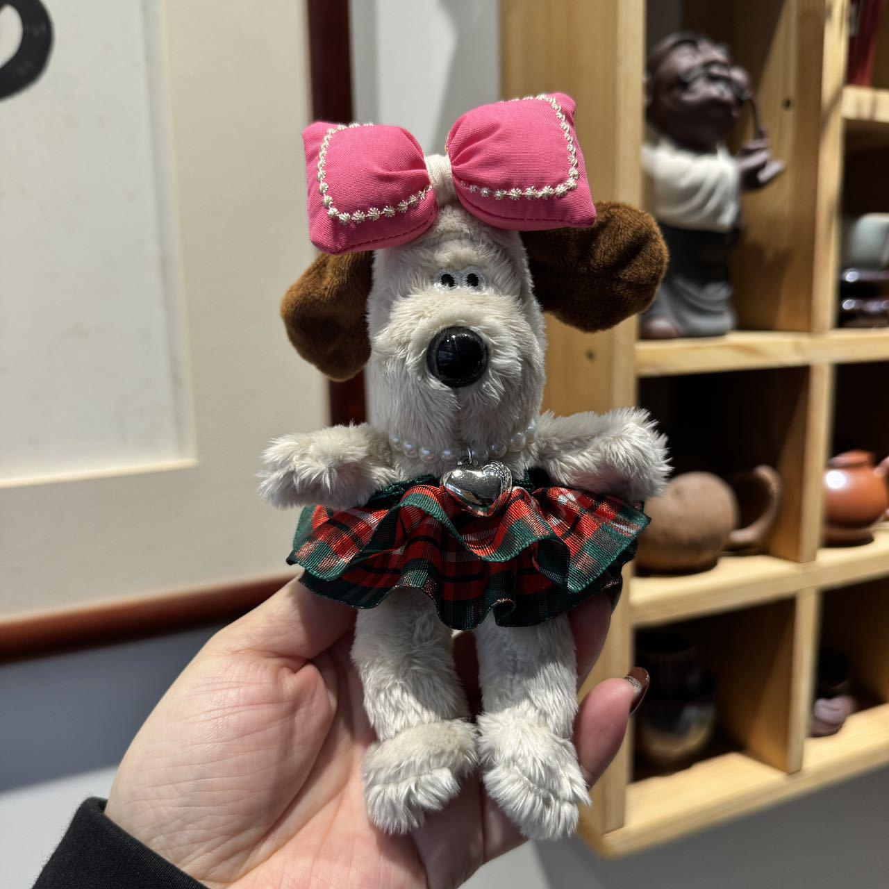 Cute Cartoon Palm Dog Plush Keychain Ornament - Stuffed Animal Doll for Sweaters, Bags & Schoolbags Keychain
Cute Cartoon Palm Dog Plush Keychain Ornament - Stuffed Animal Doll for Sweaters, Bags & Schoolbags Keychain