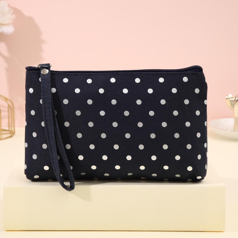 Korean Polka Dot Women s Makeup & Toiletry Travel Bag with Thickened Zipper 20*11*3cm темно-синий
Korean Polka Dot Women s Makeup & Toiletry Travel Bag with Thickened Zipper 20*11*3cm темно-синий