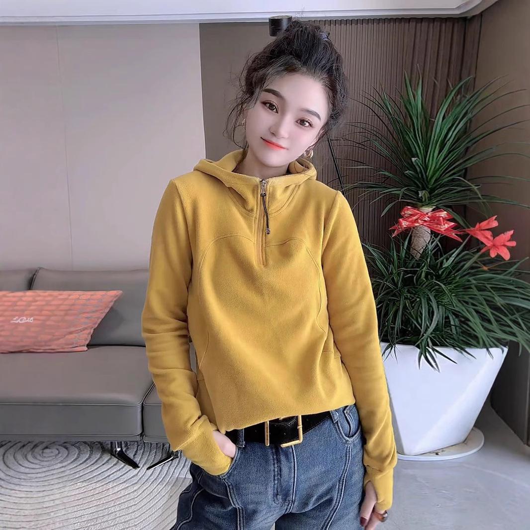 Women s Fashionable Half-Zip Loose Slimming Hoodie for Autumn/Winter L 
Women s Fashionable Half-Zip Loose Slimming Hoodie for Autumn/Winter L
