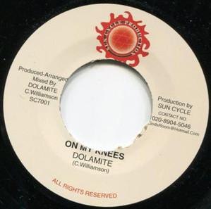 7inch Record DOLAMITE On My Knees Life Of Crime SC7001 Sun Cycle Recor Jamaica Reggae Ska Dub Used
7inch Record DOLAMITE On My Knees Life Of Crime SC7001 Sun Cycle Recor Jamaica Reggae Ska Dub Used