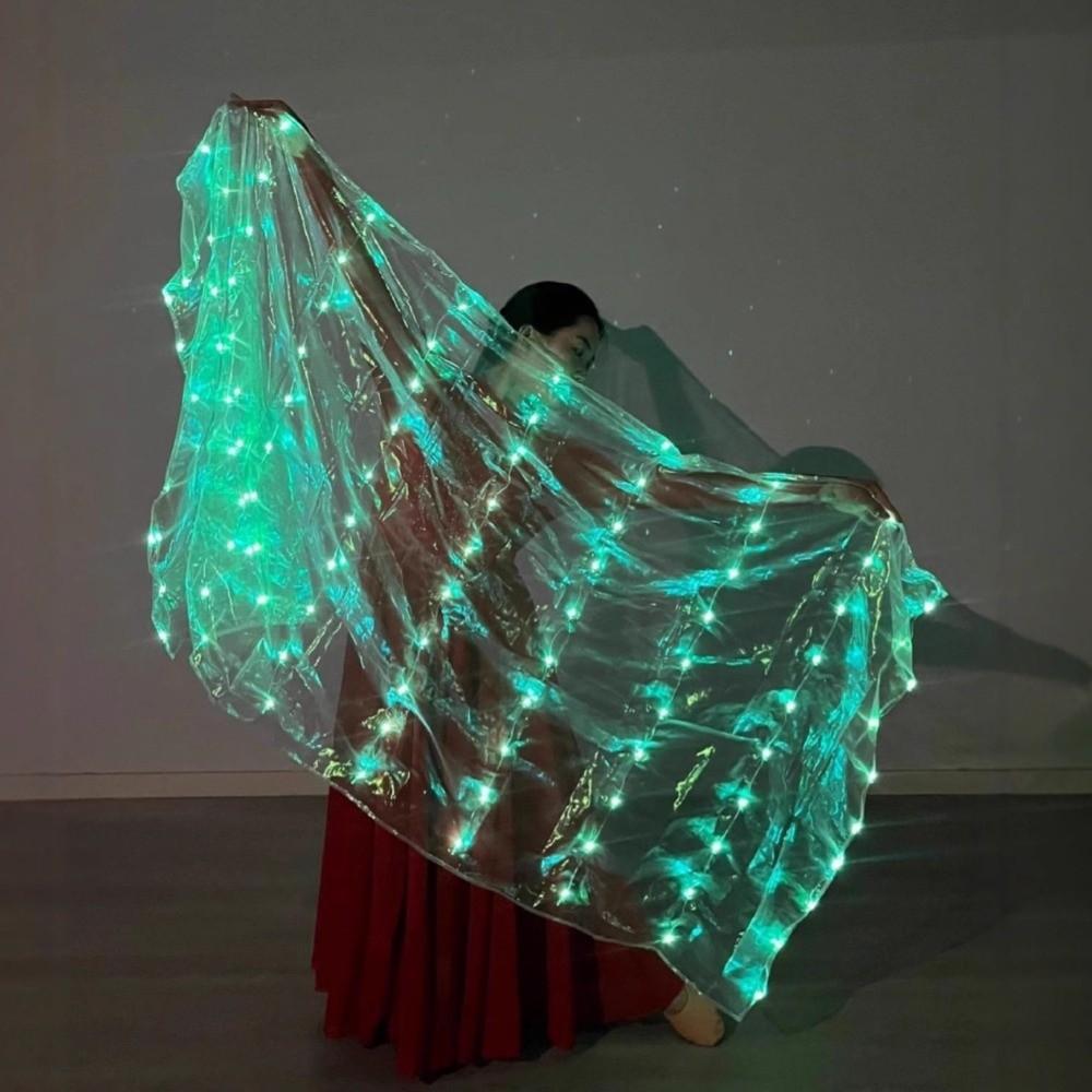 New 200x100cm LED Luminous Scarf Solid Color Belly Dance Stage Props Dance Performance Performance Props Dance Festival
New 200x100cm LED Luminous Scarf Solid Color Belly Dance Stage Props Dance Performance Performance Props Dance Festival