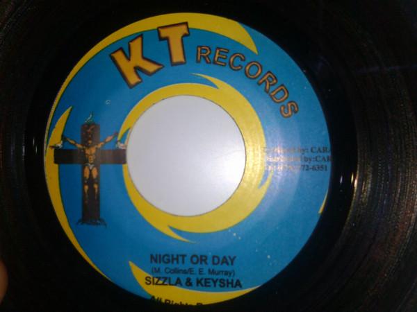 7inch Record SIZZLA & KEYSHA - Night Or Day NONE KT Records 2005 Jamaica Reggae, Ska & Dub Used
7inch Record SIZZLA & KEYSHA - Night Or Day NONE KT Records 2005 Jamaica Reggae, Ska & Dub Used