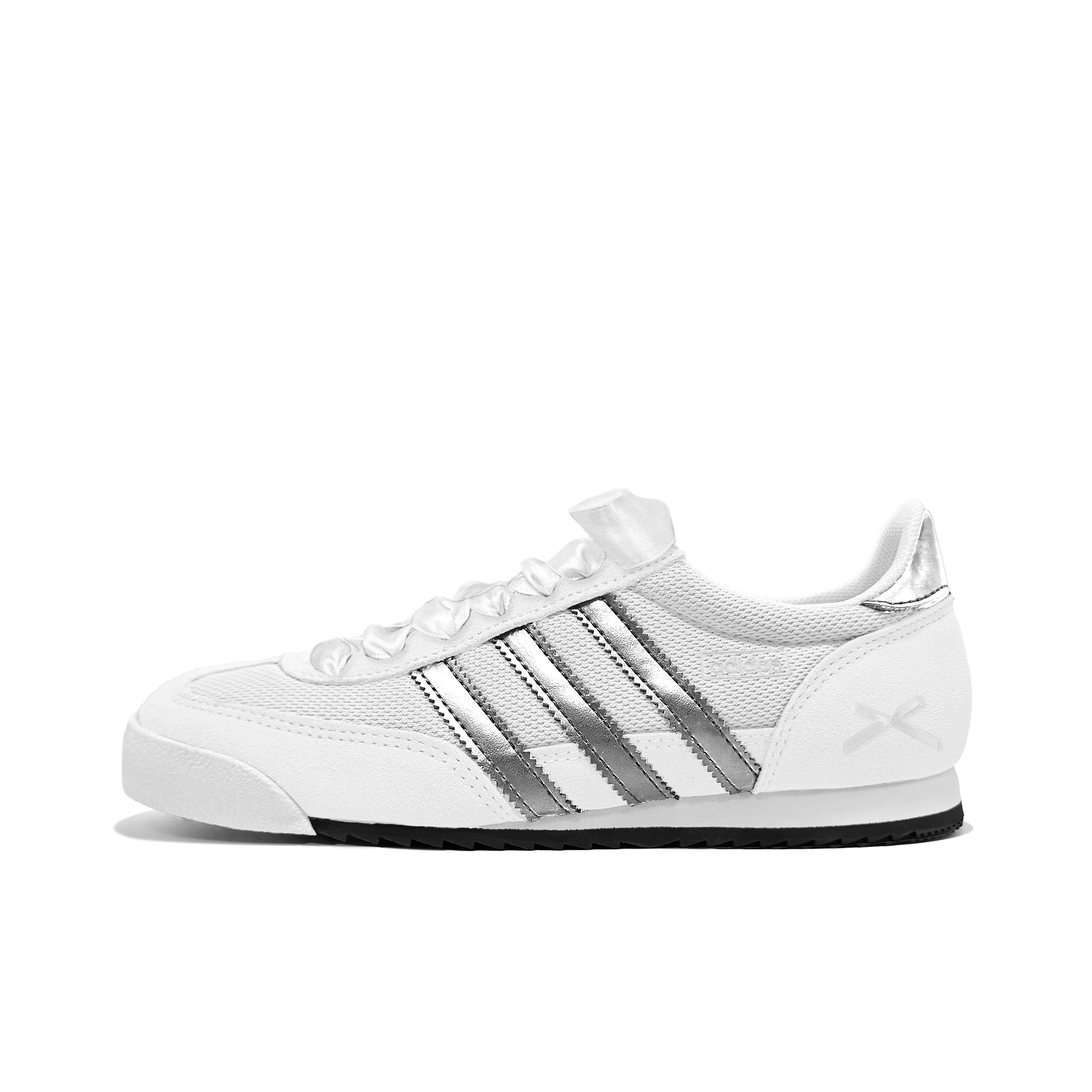 Adidas Originals R71 White Moonlight Abrasion Resistant Low top Casual Shoes Unisex White IH1321(team1143-) 41⅓
Adidas Originals R71 White Moonlight Abrasion Resistant Low top Casual Shoes Unisex White IH1321(team1143-) 41⅓