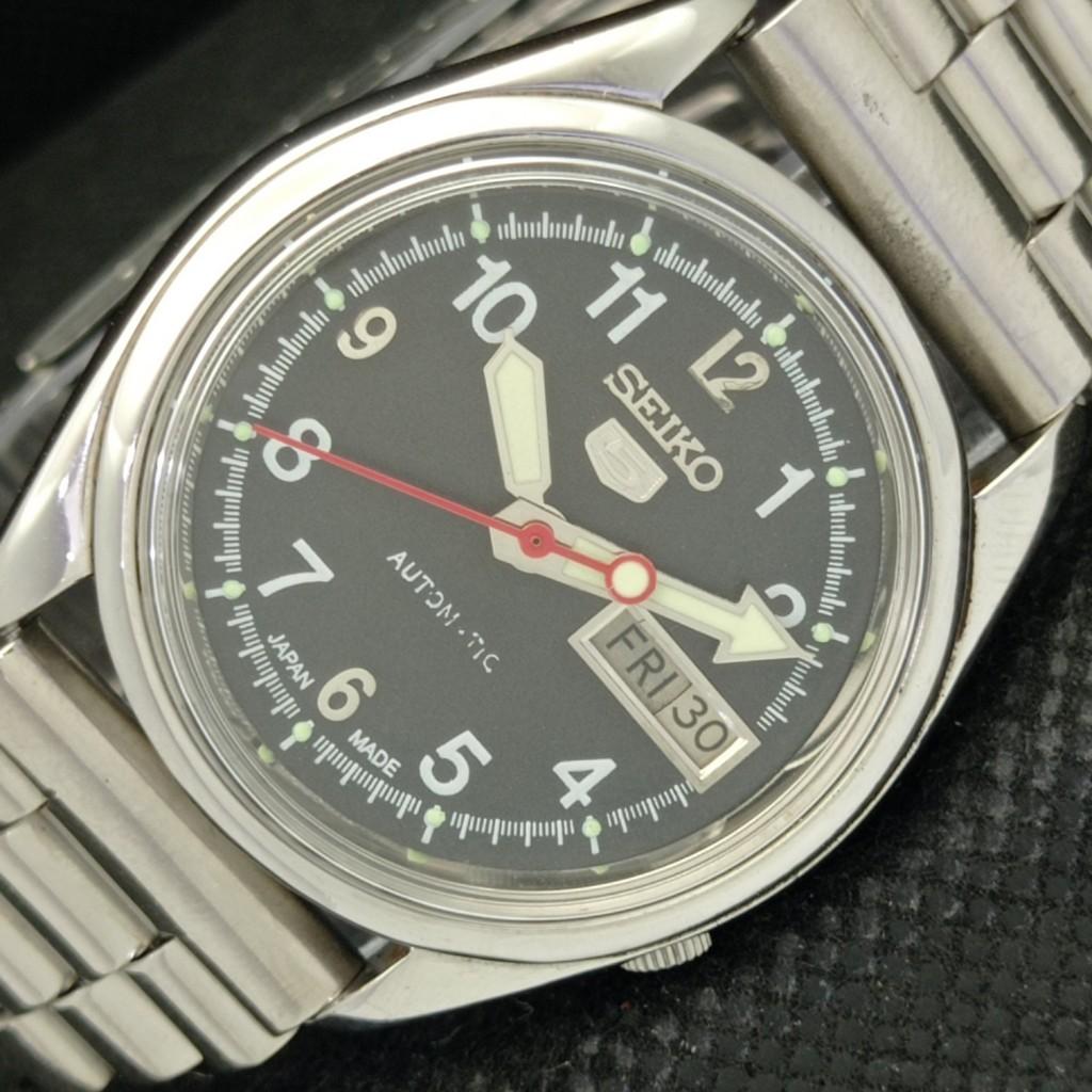 Б/У винтажные часы SEIKO 5 AUTO 7009A JAPAN MENS D/D BLACK WATCH 594a-a311728-9 SKU594a-a311728
Б/У винтажные часы SEIKO 5 AUTO 7009A JAPAN MENS D/D BLACK WATCH 594a-a311728-9 SKU594a-a311728