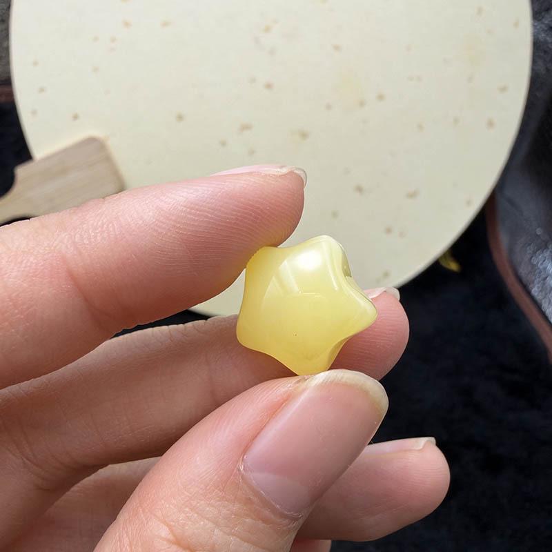Imitation Beeswax Amber Peach Cloud Beads: Plain Back, Spacer, Buddhist, Wengwan Bodhi DIY Accessories for Men and Women
Imitation Beeswax Amber Peach Cloud Beads: Plain Back, Spacer, Buddhist, Wengwan Bodhi DIY Accessories for Men and Women