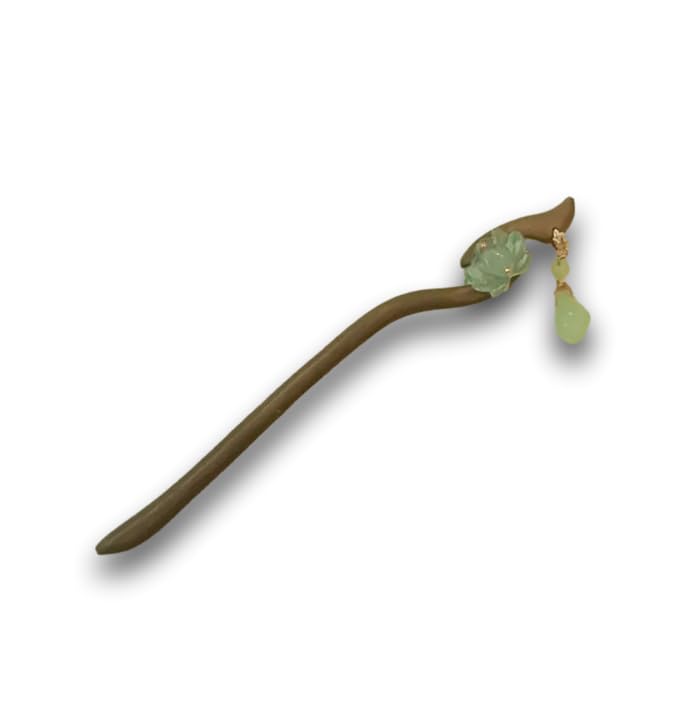 Kanzashi (hair ornament) for yukata and kimono, green, wooden, calming color.
Kanzashi (hair ornament) for yukata and kimono, green, wooden, calming color.