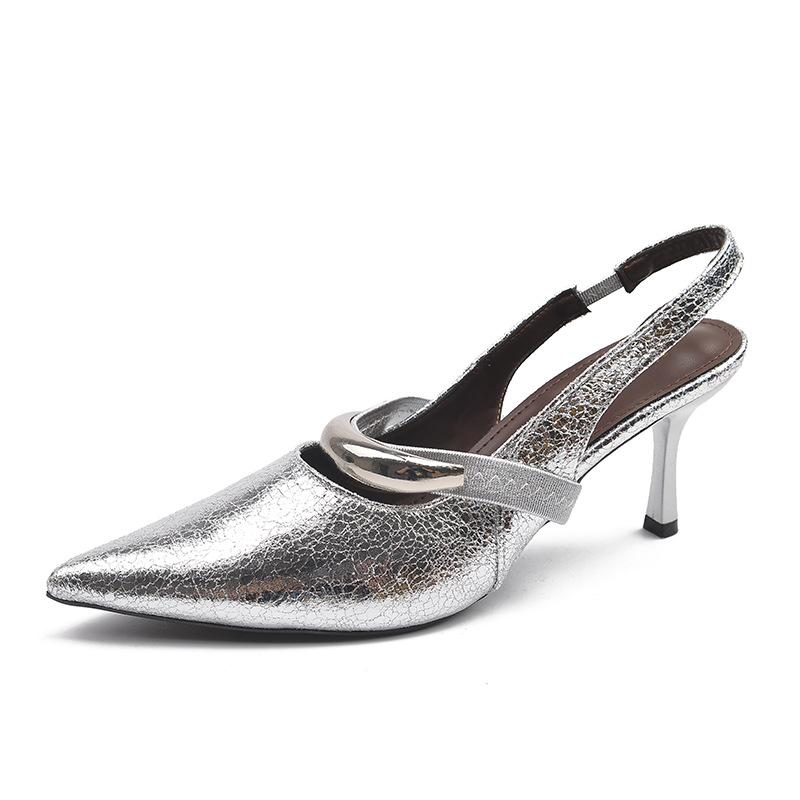 French niche high-heeled sandals 2025 spring and summer new temperament elegant metal buckle word with stiletto single shoes sandals 39 серебряный
French niche high-heeled sandals 2025 spring and summer new temperament elegant metal buckle word with stiletto single shoes sandals 39 серебряный