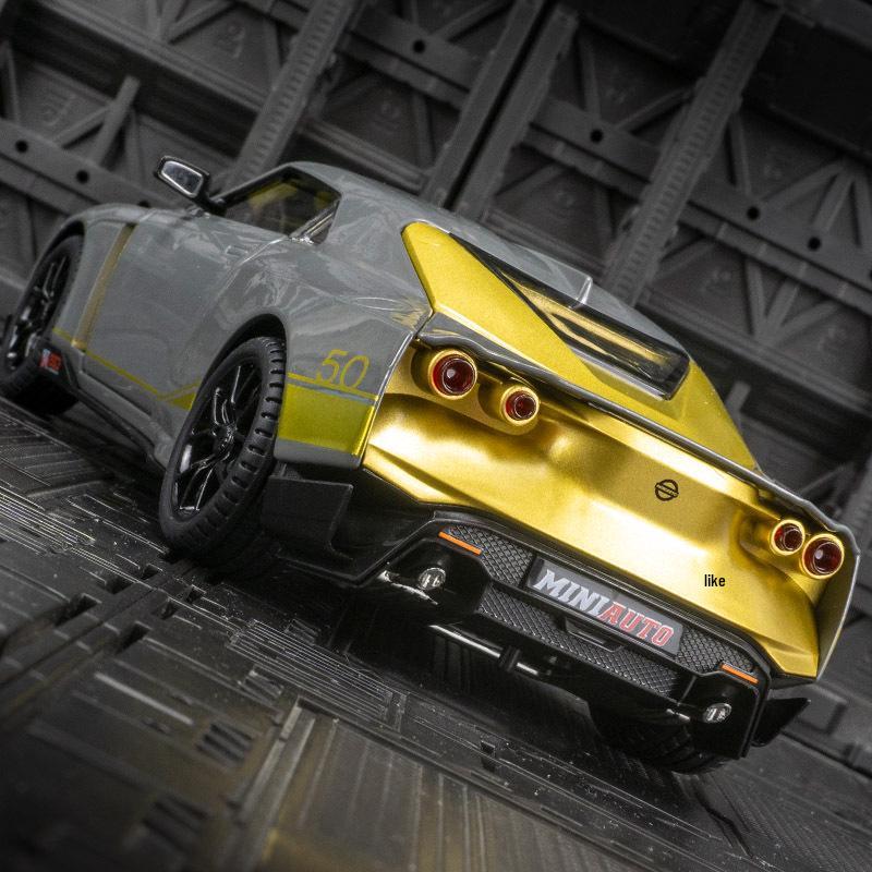 Jianyuan DC24241 Simulation Dongying War God Alloy Racing Car Model Toy зелёный 
Jianyuan DC24241 Simulation Dongying War God Alloy Racing Car Model Toy зелёный