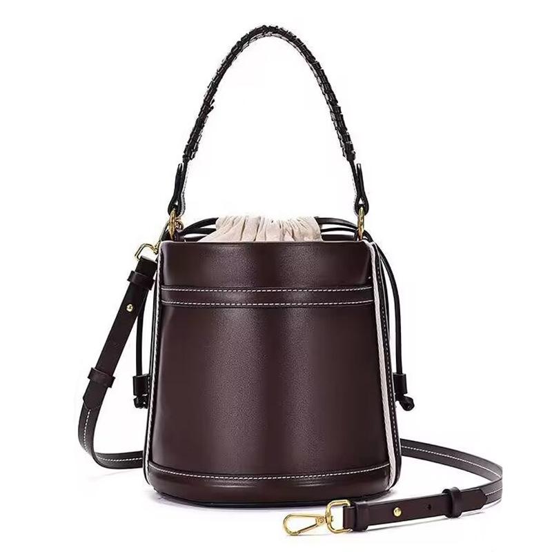 ZA Home Bucket Bag,Summer Beach Bags for Women Luxury Handbags Designer Woven Bag,Women Messenger Crossbody Casual Bag кавовий
ZA Home Bucket Bag,Summer Beach Bags for Women Luxury Handbags Designer Woven Bag,Women Messenger Crossbody Casual Bag кавовий
