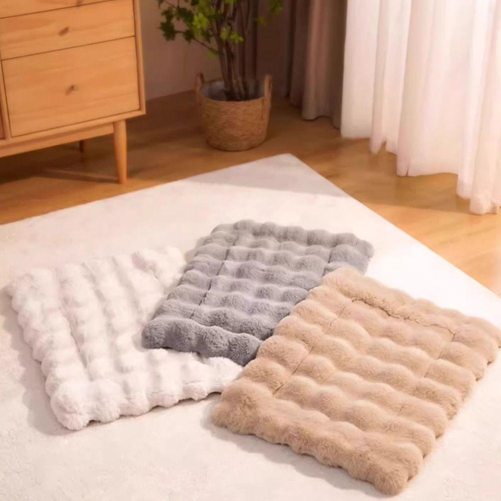 Rabbit Wool Cat Couch Sleep Pad Thickened Cat Flannel Floor Pad Practical Cat Winter Mat Bed Dogs серый
Rabbit Wool Cat Couch Sleep Pad Thickened Cat Flannel Floor Pad Practical Cat Winter Mat Bed Dogs серый