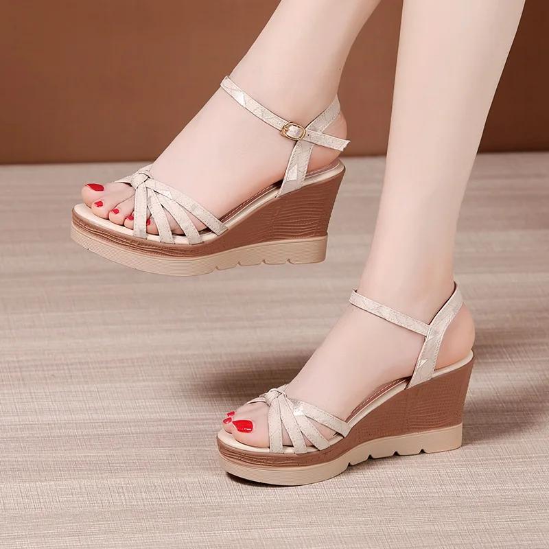 Small Size 32-43 Elegant Platform Wedges Shoes for Women Summer 2025 Office Beach Mom High Heels Sandals Soft Leather Shoe 33 абрикосовий
Small Size 32-43 Elegant Platform Wedges Shoes for Women Summer 2025 Office Beach Mom High Heels Sandals Soft Leather Shoe 33 абрикосовий