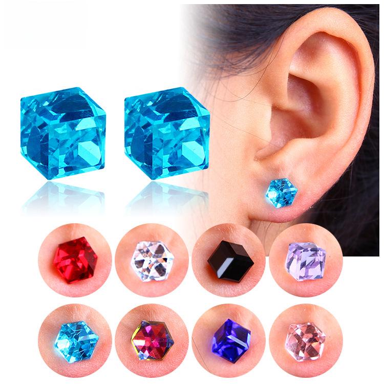 Baosalina Water Cube Crystal Magnetic Earrings - No Piercing Required K5 ярко-красный
Baosalina Water Cube Crystal Magnetic Earrings - No Piercing Required K5 ярко-красный