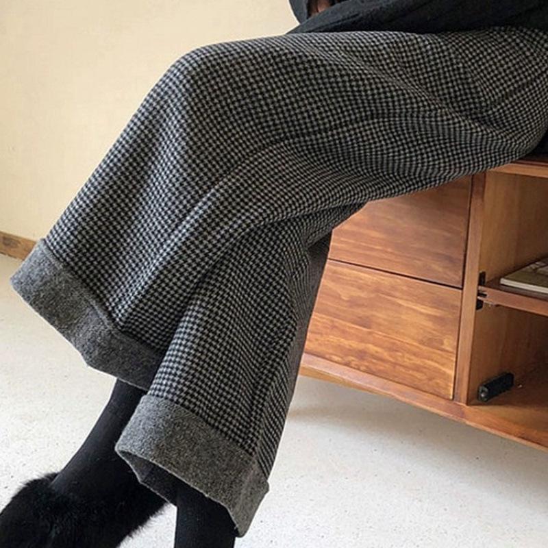This Year s Trendy Women s Houndstooth Wool Wide-Leg Pants – European Style, Autumn/Winter, Nine-Point Length. S (80-95 lbs) серый
This Year s Trendy Women s Houndstooth Wool Wide-Leg Pants – European Style, Autumn/Winter, Nine-Point Length. S (80-95 lbs) серый