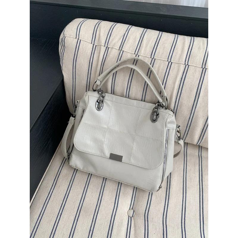 Luxury Designer Lage Capacity Women Tote Bag Casual Commuting Female Shoulder Bag High Quality PU Leather Crossbody Bag 27X10X23CM белый
Luxury Designer Lage Capacity Women Tote Bag Casual Commuting Female Shoulder Bag High Quality PU Leather Crossbody Bag 27X10X23CM белый