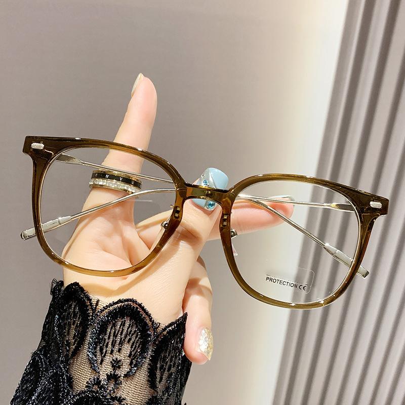 Large-framed Glasses Women s Nearsighted Glasses Square Shape Makes The Face Look Smaller.6036 -2.5
Large-framed Glasses Women s Nearsighted Glasses Square Shape Makes The Face Look Smaller.6036 -2.5