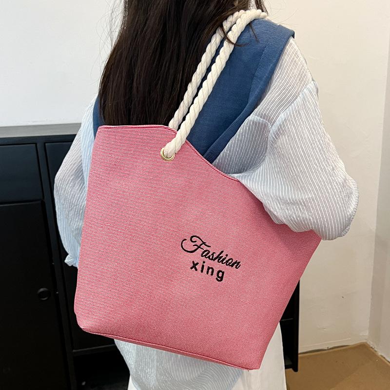 Casual Letter Print Women s Shoulder Bags Large Capacity Girls Underarm Bucket Bag Simple Vintage Ladies Handbags Beach Tote рожевий
Casual Letter Print Women s Shoulder Bags Large Capacity Girls Underarm Bucket Bag Simple Vintage Ladies Handbags Beach Tote рожевий