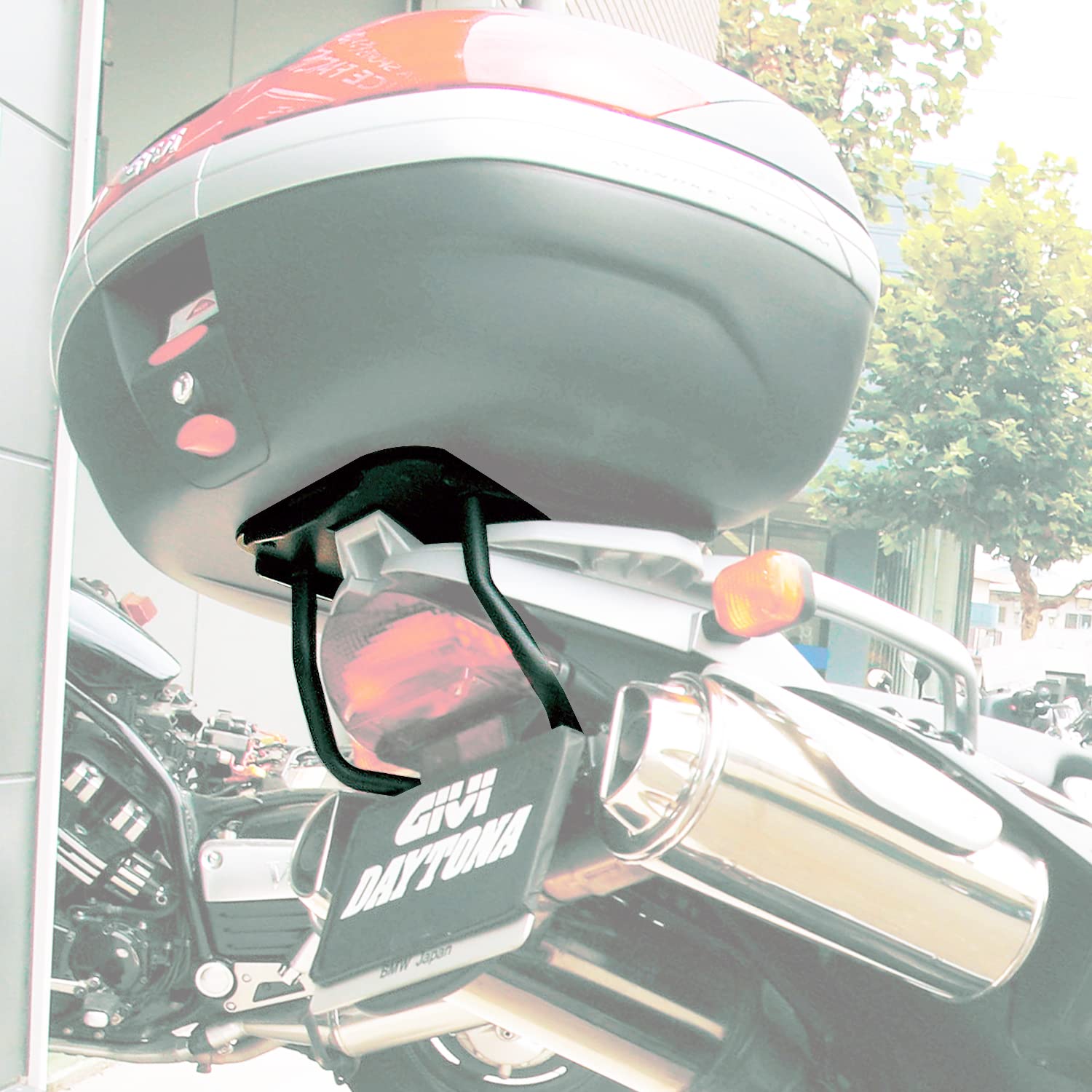 Верхний кофр для мотоцикла GIVI Monokey совместим только с G650GS SR685 49495 F650GS/Dakar (04-07) (11-17)
Верхний кофр для мотоцикла GIVI Monokey совместим только с G650GS SR685 49495 F650GS/Dakar (04-07) (11-17)