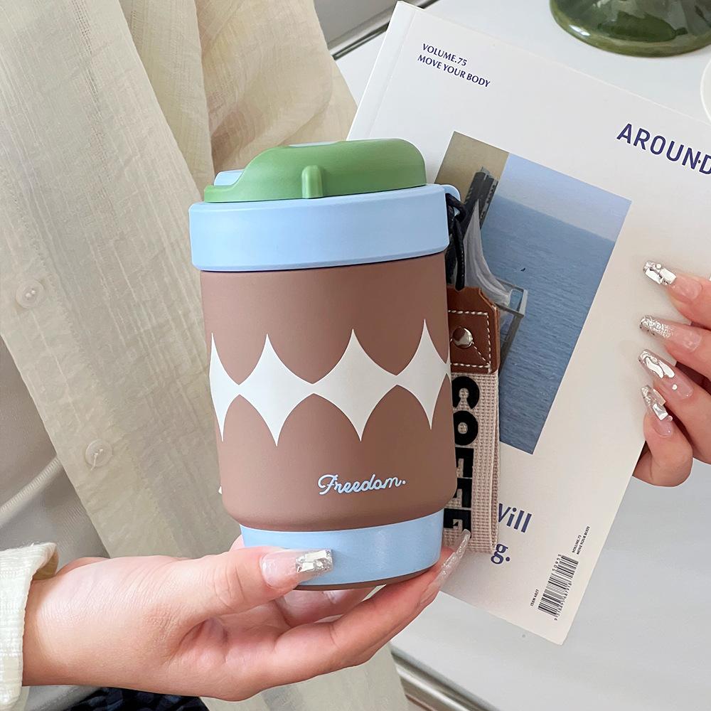 Twist-off Lid Double-drink Creative Coffee Cup High Appearance Level New Insulated Cup Portable, Cute and Simple Water Cup
Twist-off Lid Double-drink Creative Coffee Cup High Appearance Level New Insulated Cup Portable, Cute and Simple Water Cup